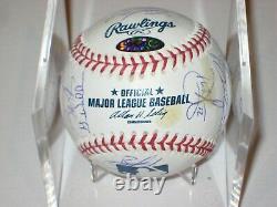 2005 WHITE SOX WORLD SERIES TEAM Signed Official MLB Baseball with Beckett LOA
