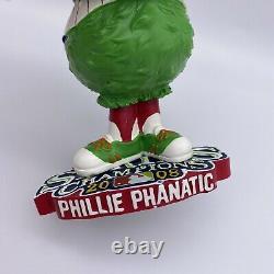 2008 Phillies Mascot Phanatic Hugging World Series Trophy Bobblehead