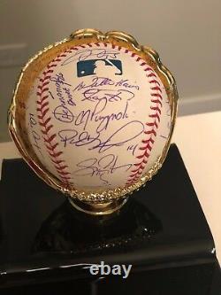 Chicago White Sox 2005 World Series Champion Team Signed Baseball Authenticated