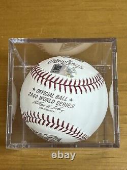 Mariano Rivera Signed Baseball 2000 World Series Ball In Ultra Pro Cube