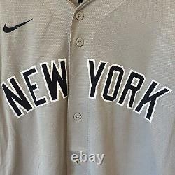 Nike Derek Jeter New York Yankees Authentic Cooperstown Road Jersey Men's Size M