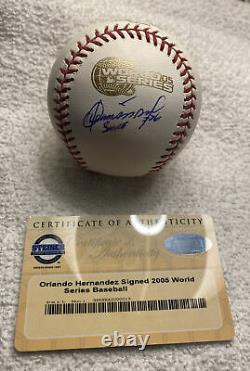 ORLANDO HERNANDEZ Signed Autographed 2005 World Series Baseball El Duque