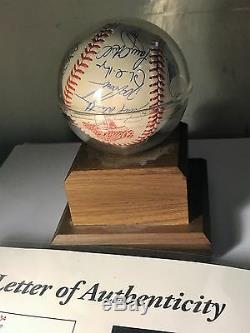Team Autographed Ny Yankees Baseball 1996 World Series