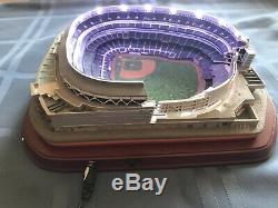 Yankee Stadium Replica 2009 Danbury Mint World Series Edtn Lighted Original Box